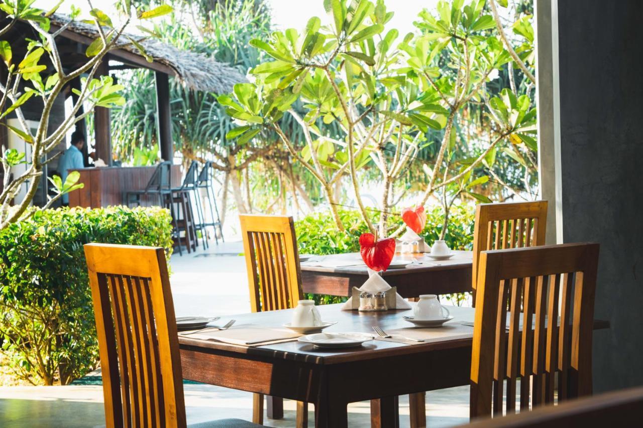 Ananya Beach Resort 탕갈레 외부 사진